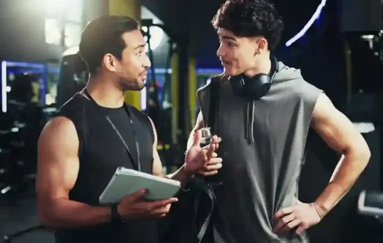 Wie ein Personal Trainer Ihnen hilft, Ihre Fitnessziele schneller zu erreichen